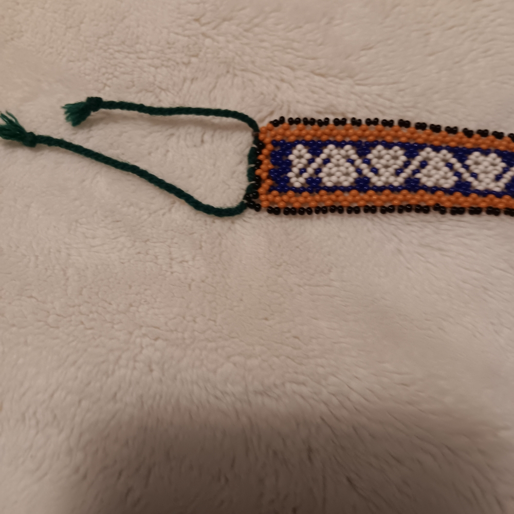Handmade, Beaded  with Geometric Pattern. - Picture 5 of 6